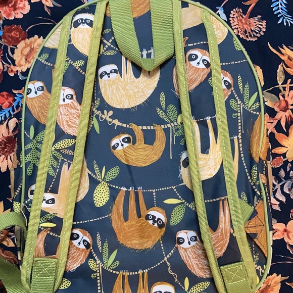 Small Sloth Backpack - Picture 5 of 5